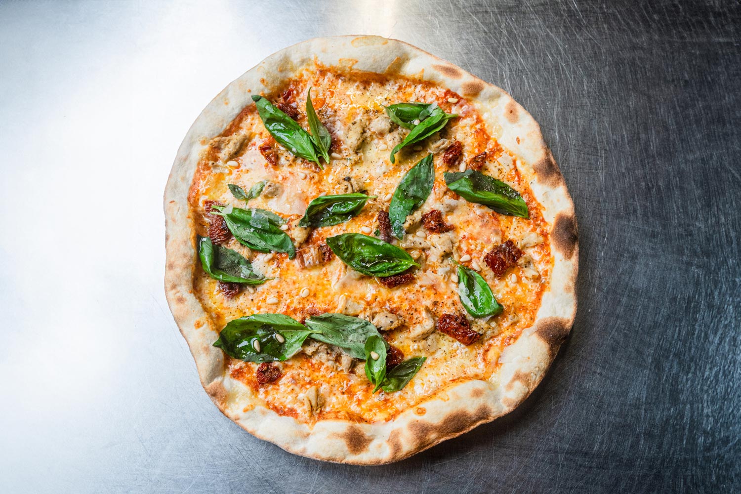 Nybakade pizza